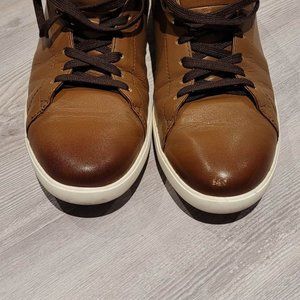 Mens Leather Sneaker sz9